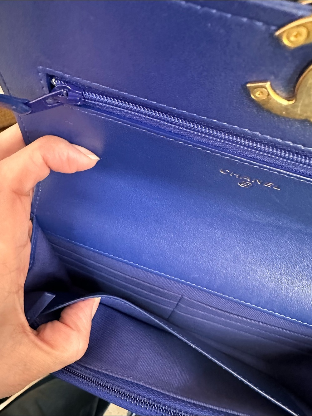 CHANEL 19 Wallet on Chain WOC microchipped full set - Picture 5 of 15